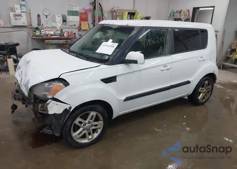 2011 Kia Soul + from USA, damaged, VIN KNDJT2A29B7302128